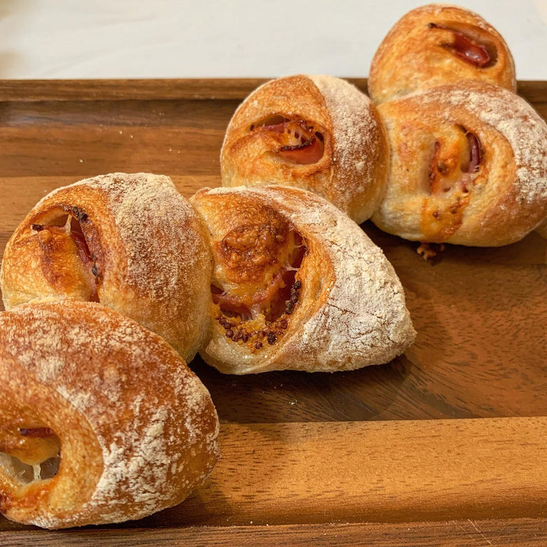 通販可<11:00焼上> ベーコンエピ