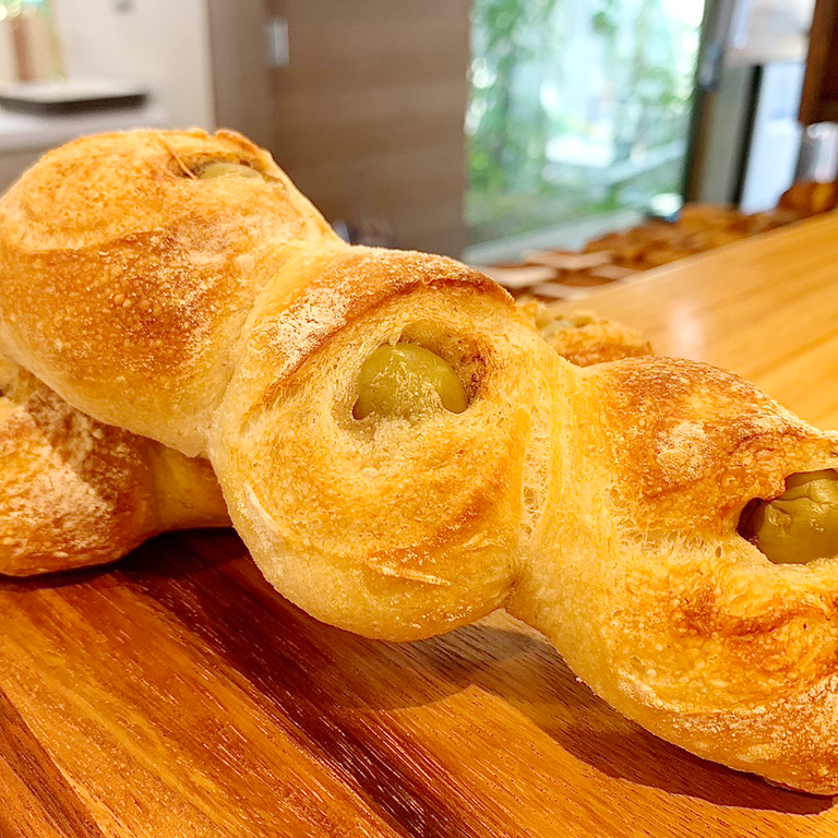 通販可<11:00焼上> アンチョビオリーブ