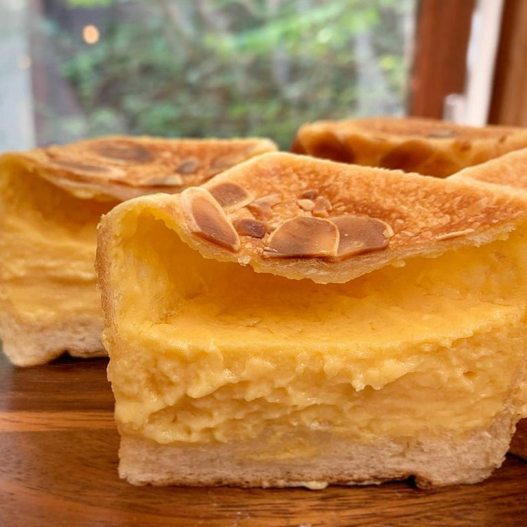 <10:00焼上> クリームパン